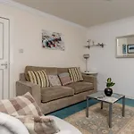 Joivy Chic Apartment In The Heart Of The Royal Mile